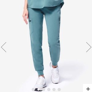 FIGS Hydrogreen Zamora size S